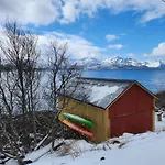 Senja Skaland Casa vacanze *