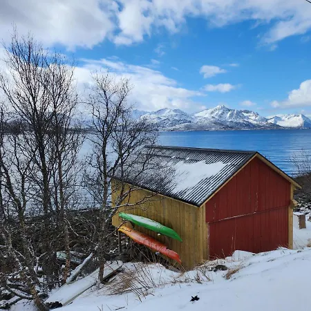 Senja Skaland Сasa de vacaciones *