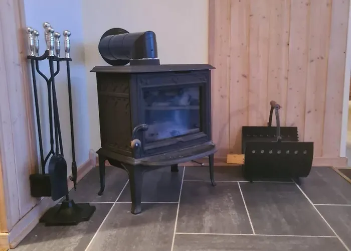 Senja Skaland * Melkarhola